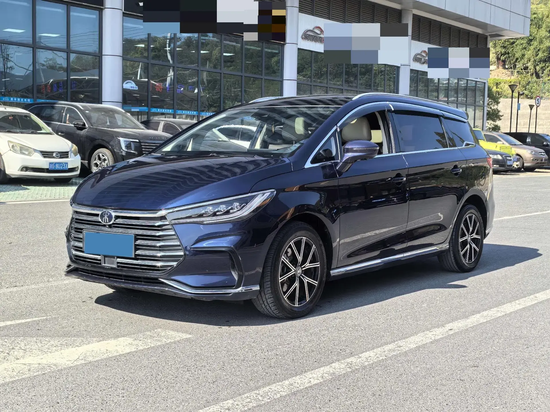 2022 BYD SONG view 1