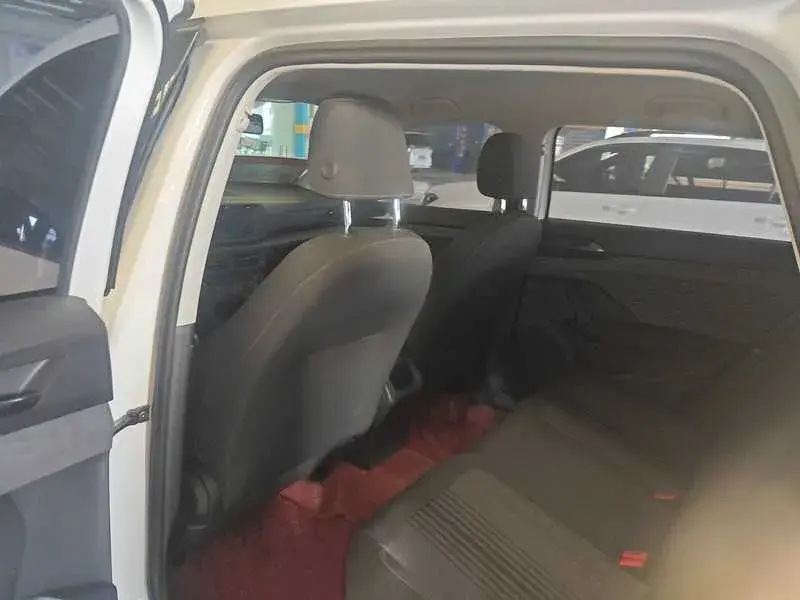 2021 VOLKSWAGEN THARU thumbnail 2