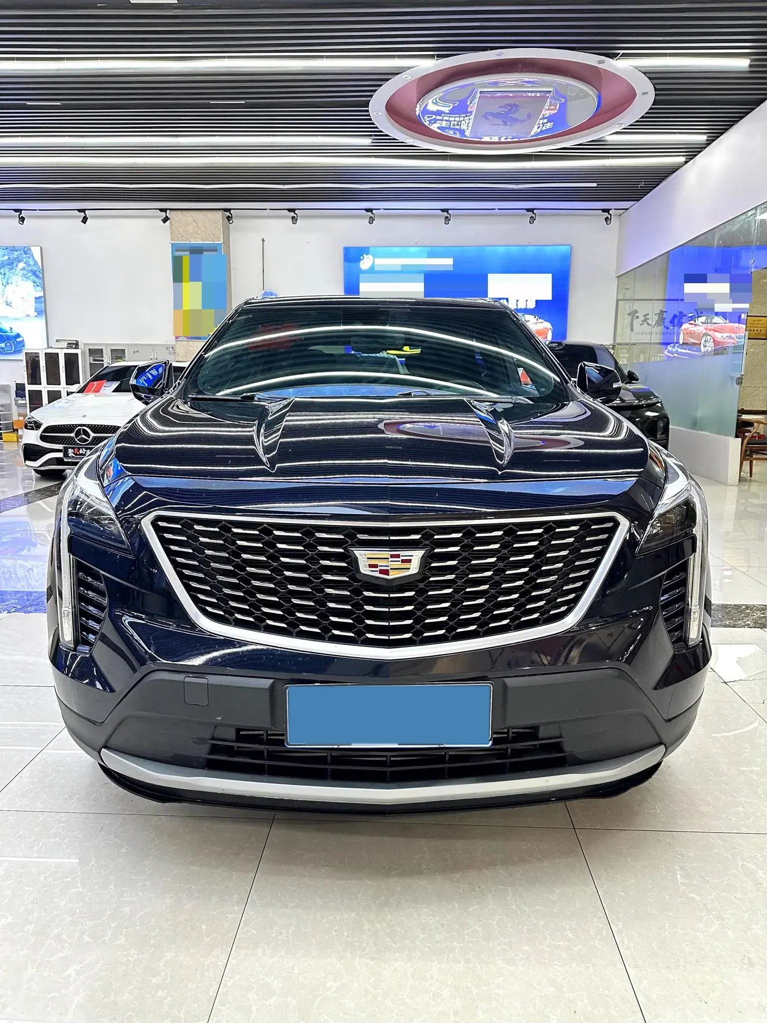 2023 CADILLAC XT4 thumbnail 2