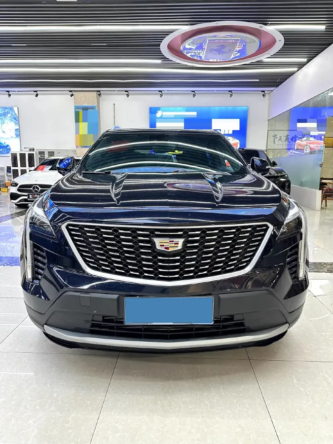 2023 Cadillac XT4 2.0T 237HP L4 9AT,autocango,china used car exporter,china ev exporter,chinese used car exporter,chinese used ev exporter