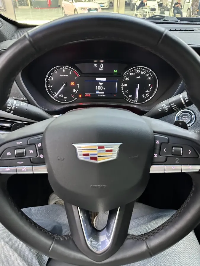 2023 Cadillac XT4 2.0T 237HP L4 9AT,autocango,china used car exporter,china ev exporter,chinese used car exporter,chinese used ev exporter