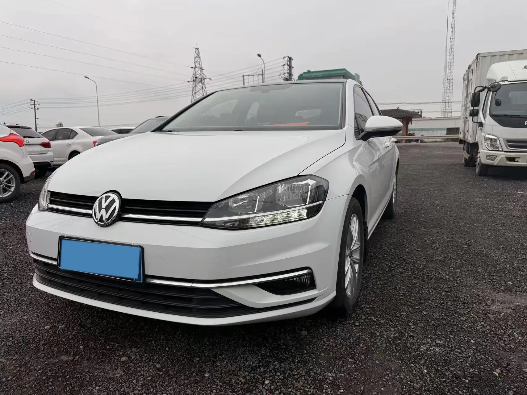 2018 VOLKSWAGEN GOLF thumbnail 2