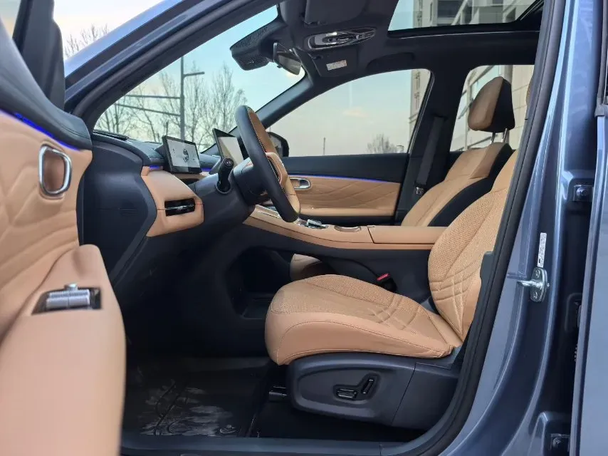 2025 Geely Galaxy L6 1.5L 112HP L4 1DHT PHEV 19.09KWH,autocango,china used car exporter,china ev exporter,chinese used car exporter,chinese used ev exporter