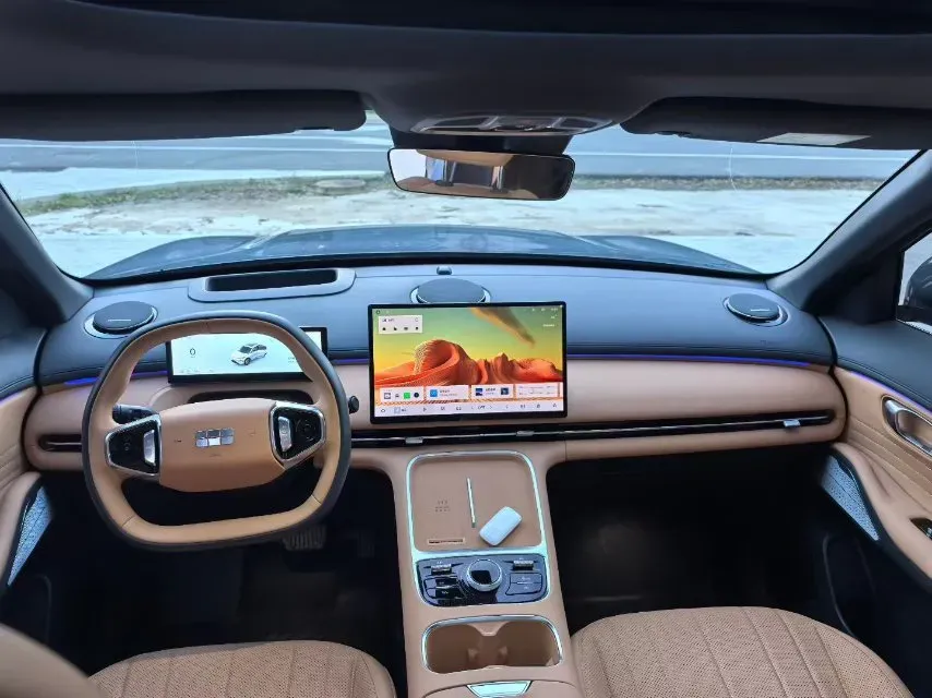 2025 Geely Galaxy L6 1.5L 112HP L4 1DHT PHEV 19.09KWH,autocango,china used car exporter,china ev exporter,chinese used car exporter,chinese used ev exporter