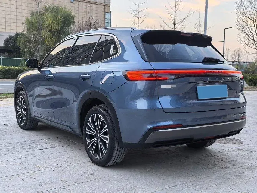 2025 Geely Galaxy L6 1.5L 112HP L4 1DHT PHEV 19.09KWH,autocango,china used car exporter,china ev exporter,chinese used car exporter,chinese used ev exporter