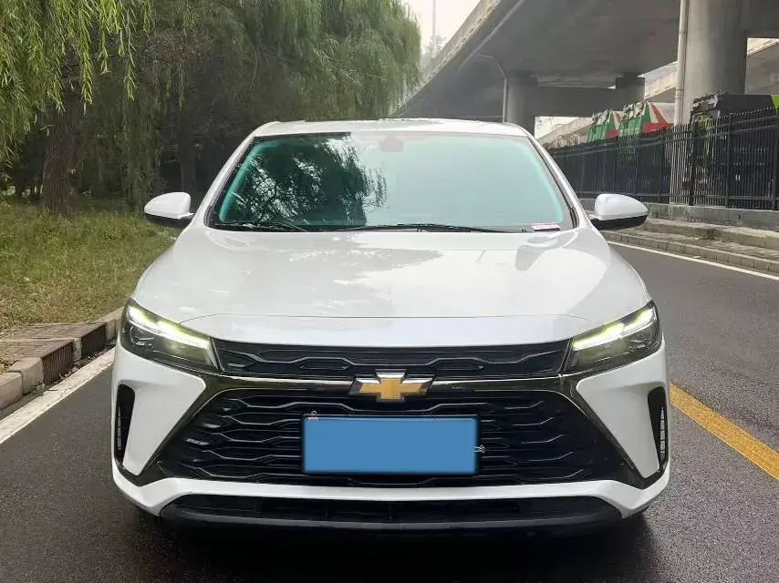 2023 CHEVROLET MONZA thumbnail 2