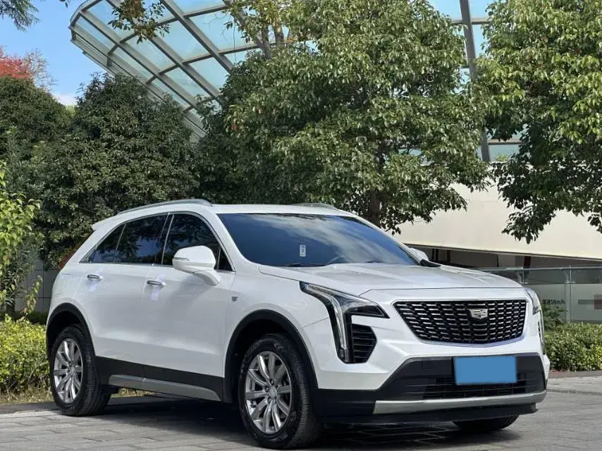 2020 CADILLAC XT4 thumbnail 2