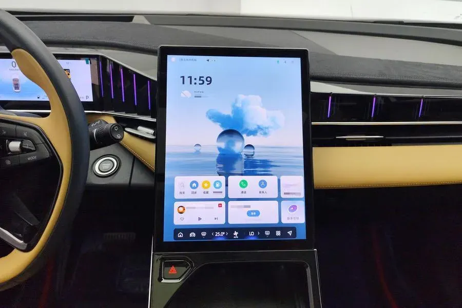 2023 Geely StarRay 2.0T 218HP L4 7DCT,autocango,china used car exporter,china ev exporter,chinese used car exporter,chinese used ev exporter