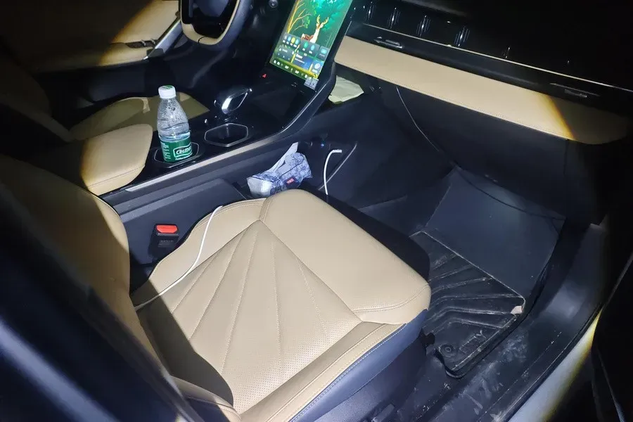 2023 Geely StarRay 1.5T 181HP L4 7DCT,autocango,china used car exporter,china ev exporter,chinese used car exporter,chinese used ev exporter