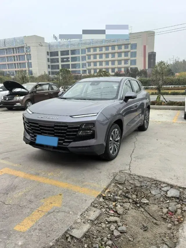 2023 Jetour DASHING 1.6T 197HP L4 7DCT