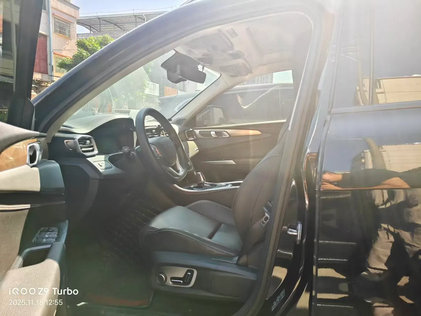 2019 LYNK&CO 01 thumbnail 2