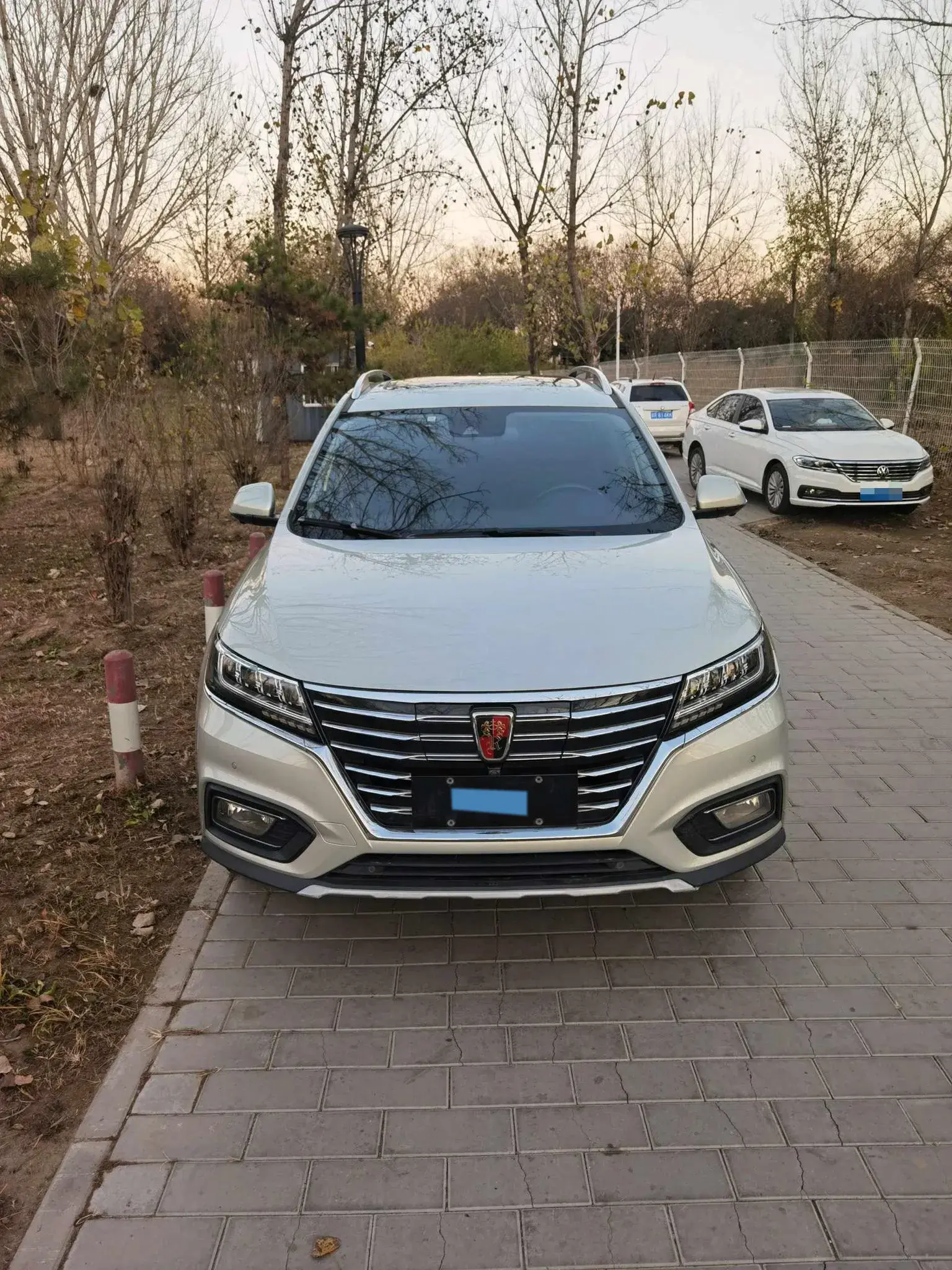 2017 ROEWE RX5 thumbnail 2
