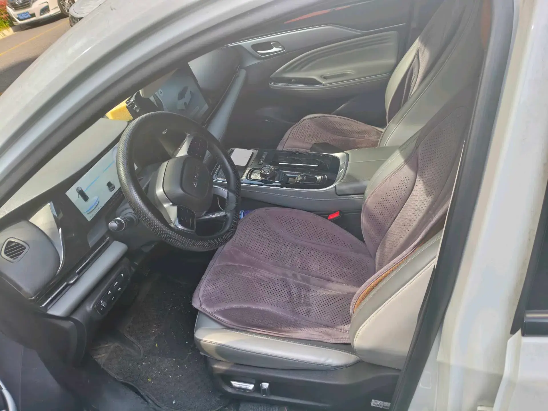 2023 AION S thumbnail 3