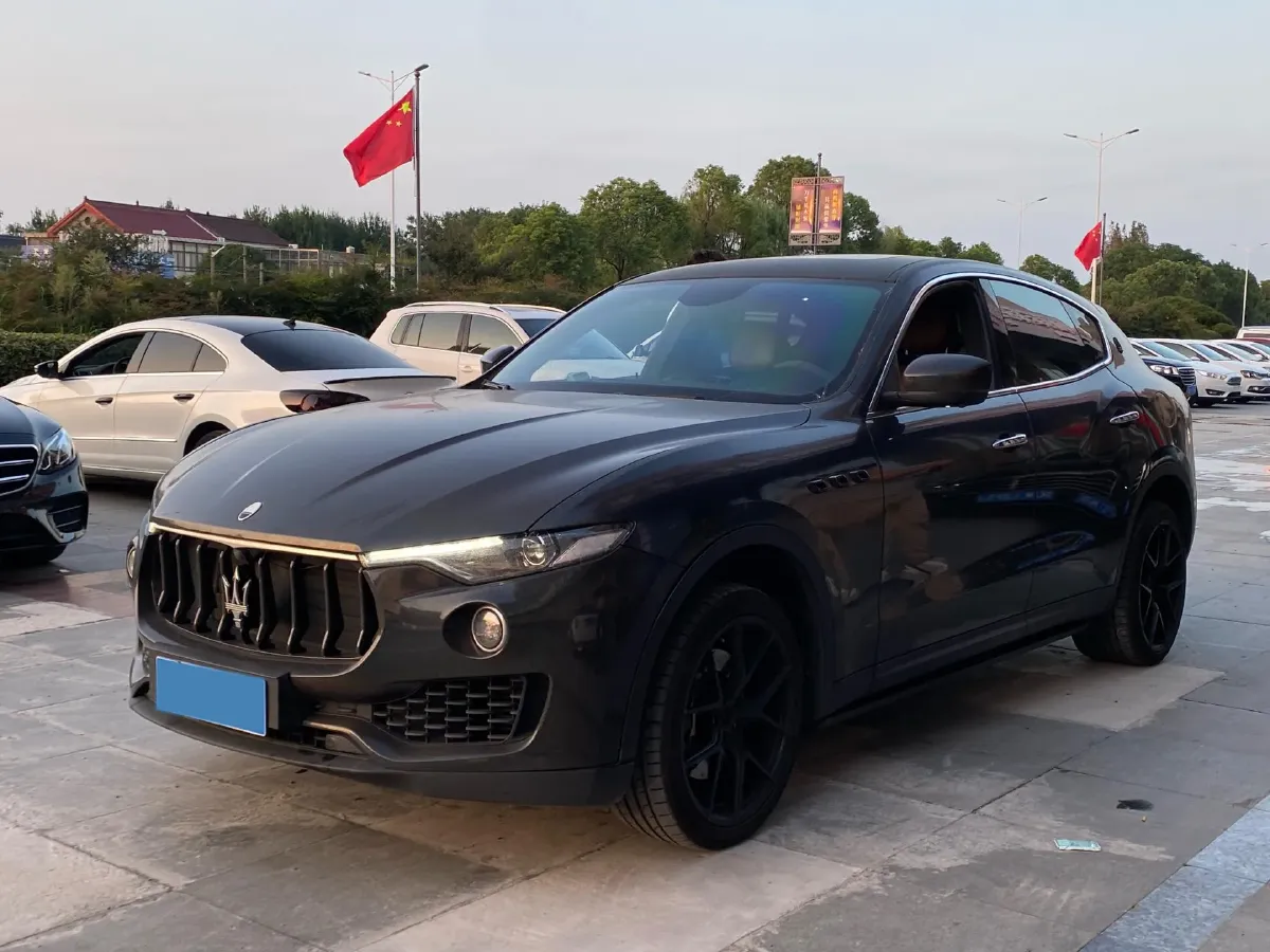 2018 Maserati Levante 3.0T 350HP V6 8AT,autocango,china used car exporter,china ev exporter,chinese used car exporter,chinese used ev exporter