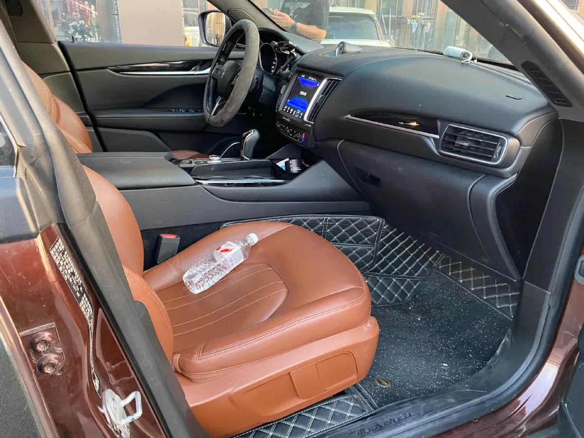 2018 Maserati Levante 3.0T 350HP V6 8AT,autocango,china used car exporter,china ev exporter,chinese used car exporter,chinese used ev exporter