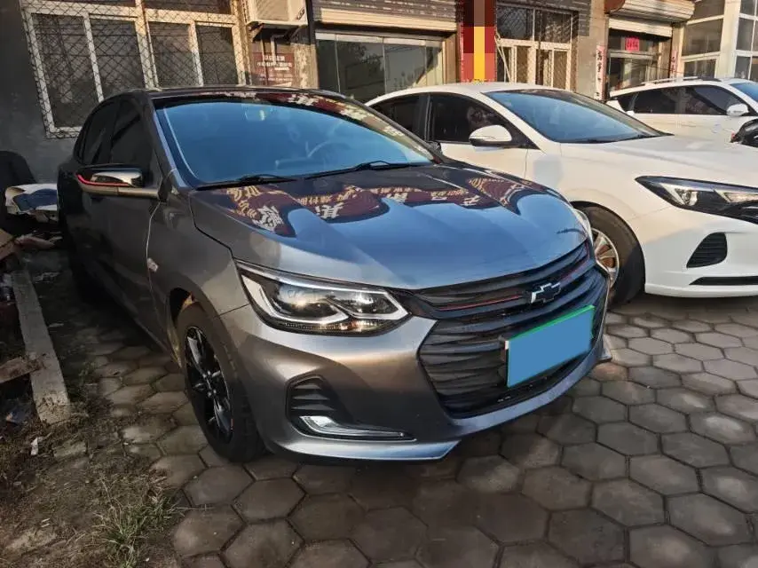 2020 CHEVROLET CAVALIER thumbnail 2