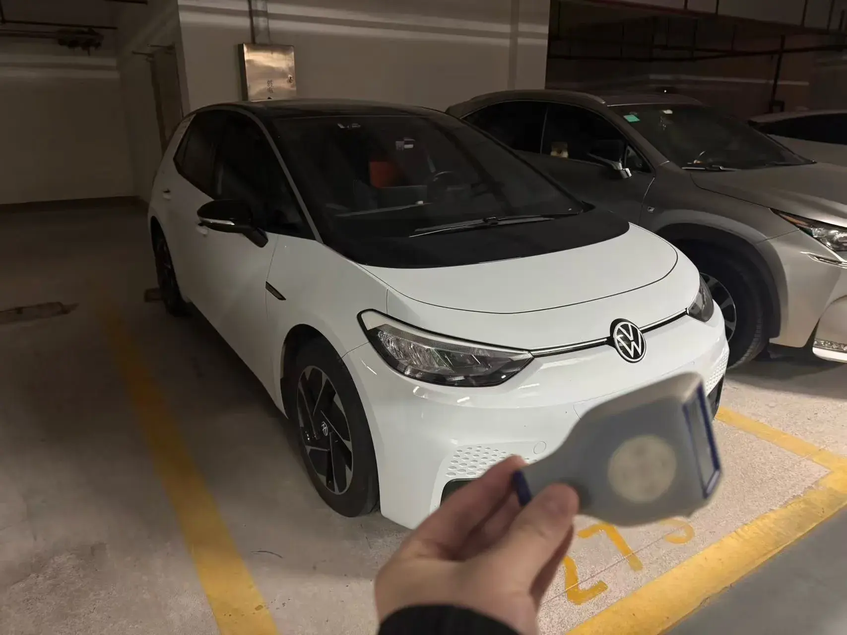 2023 VOLKSWAGEN ID.3 thumbnail 2