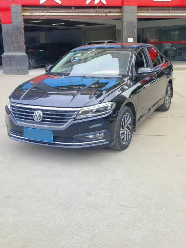 2022 VOLKSWAGEN LAVIDA view 1