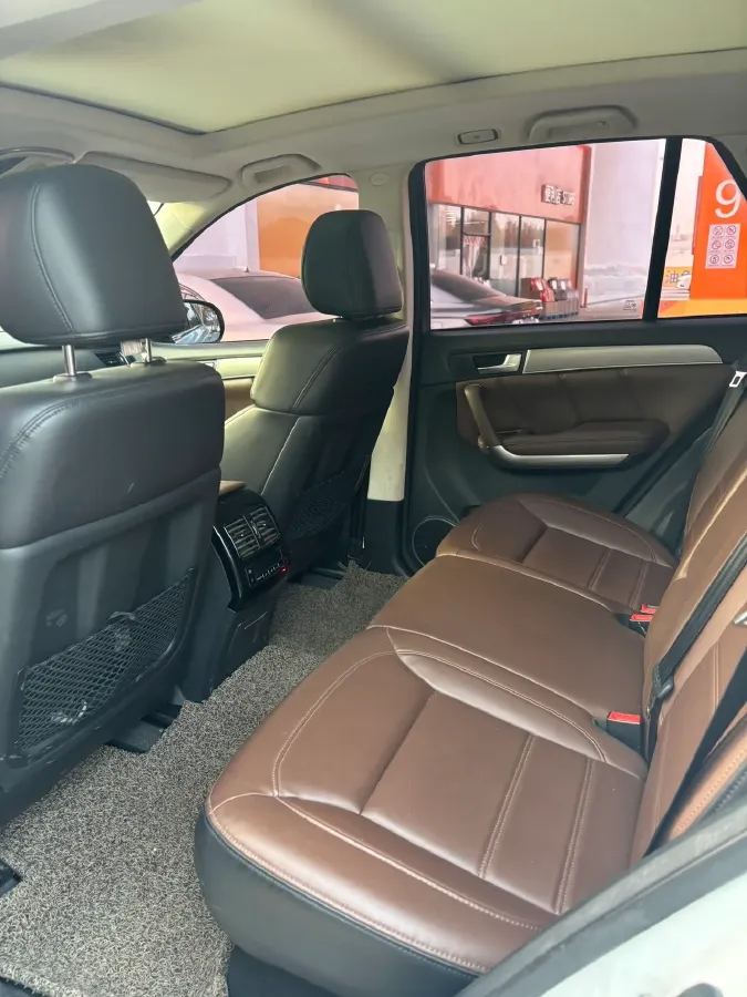 2017 Haval H8 2.0T 190HP L4 8AT,autocango,china used car exporter,china ev exporter,chinese used car exporter,chinese used ev exporter