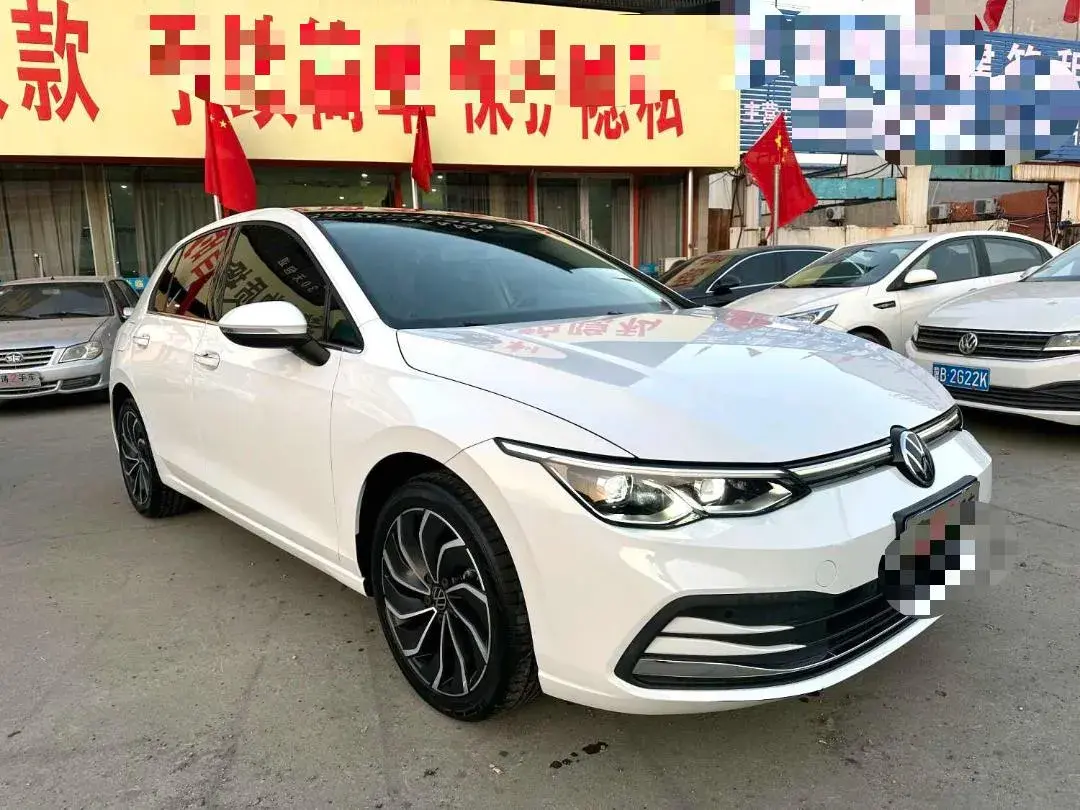 2021 VOLKSWAGEN GOLF thumbnail 3