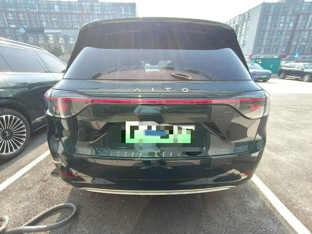 2024 AITO AITO thumbnail 4