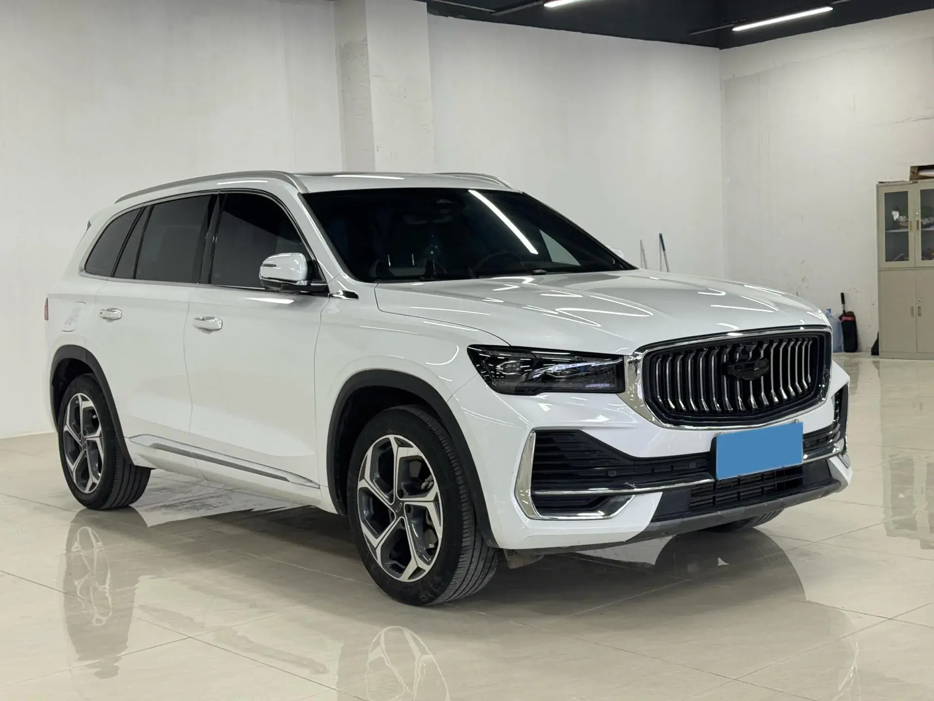 2021 GEELY MONJARO thumbnail 3