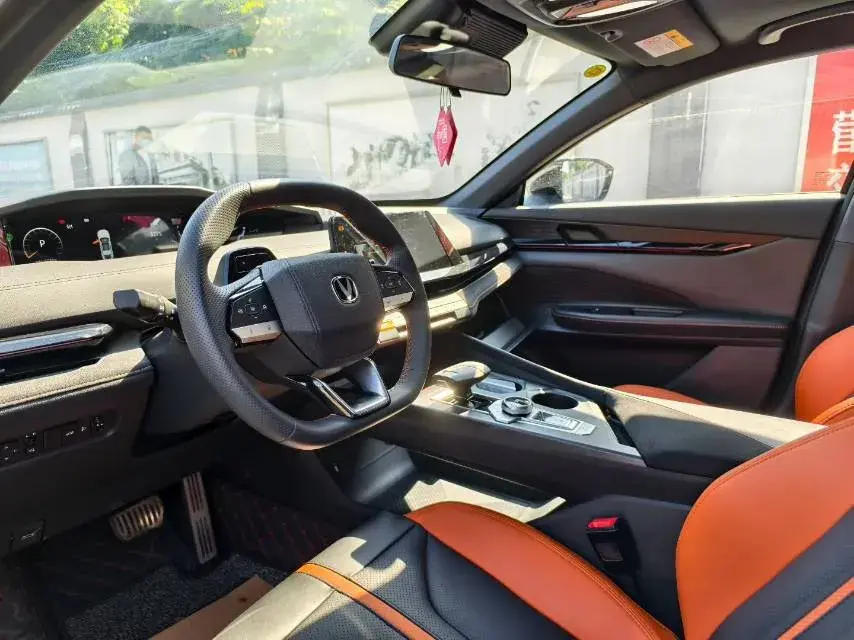 2024 CHANGAN UNI-V thumbnail 4