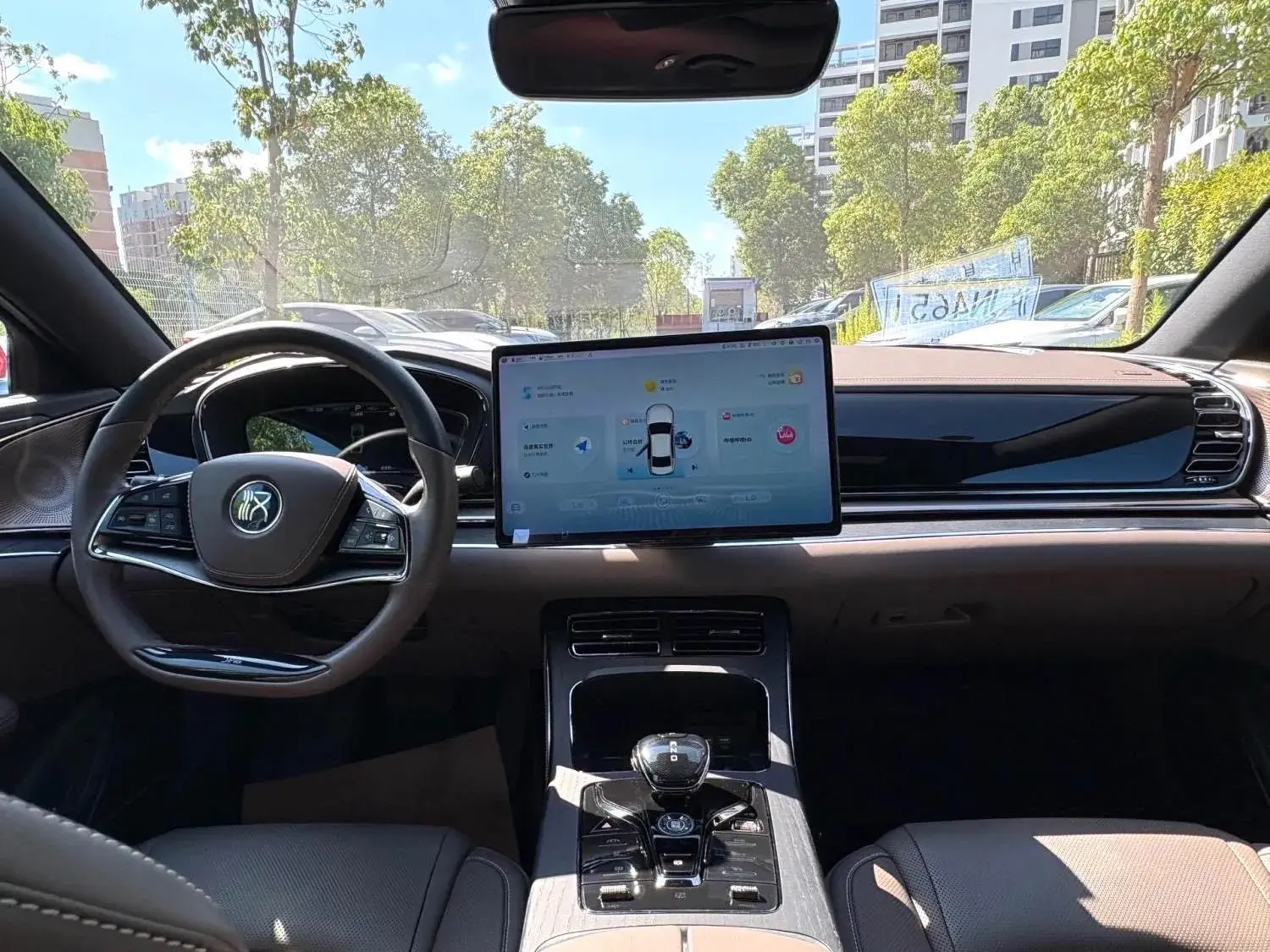 2020 BYD HAN thumbnail 4