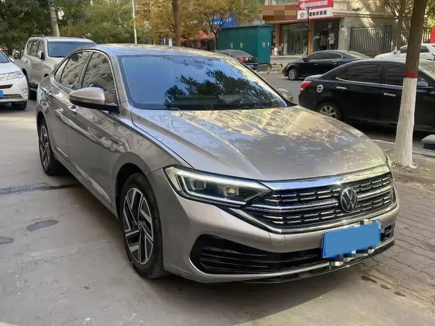 2023 VOLKSWAGEN SAGITAR thumbnail 3