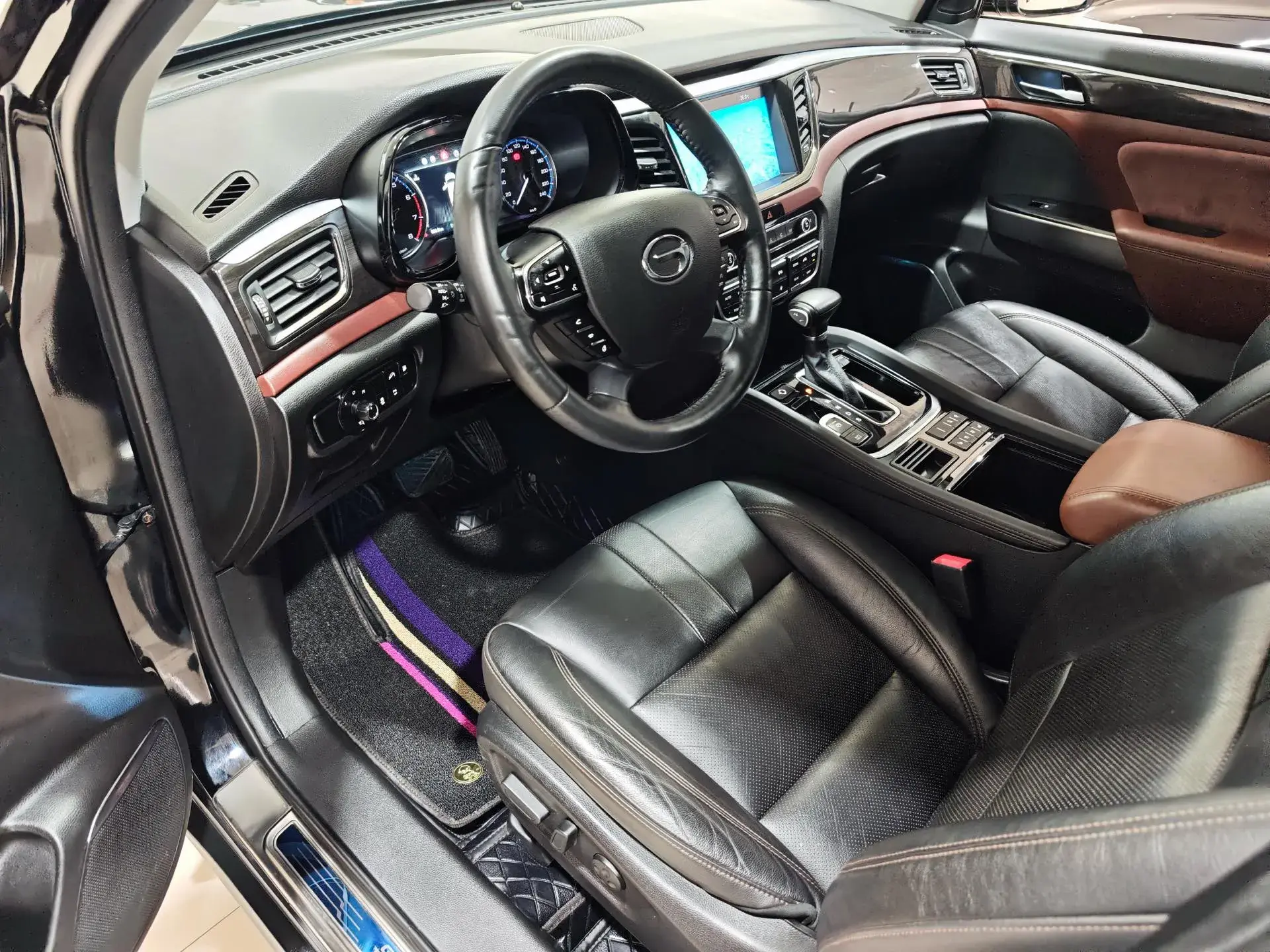 2017 GAC TRUMPCHI thumbnail 2