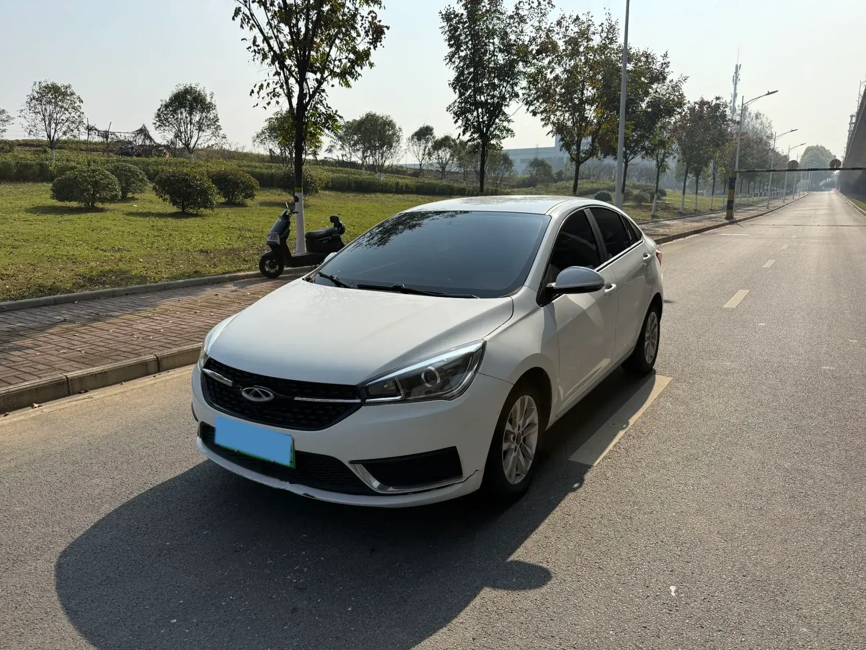 2017 CHERY EV view 1