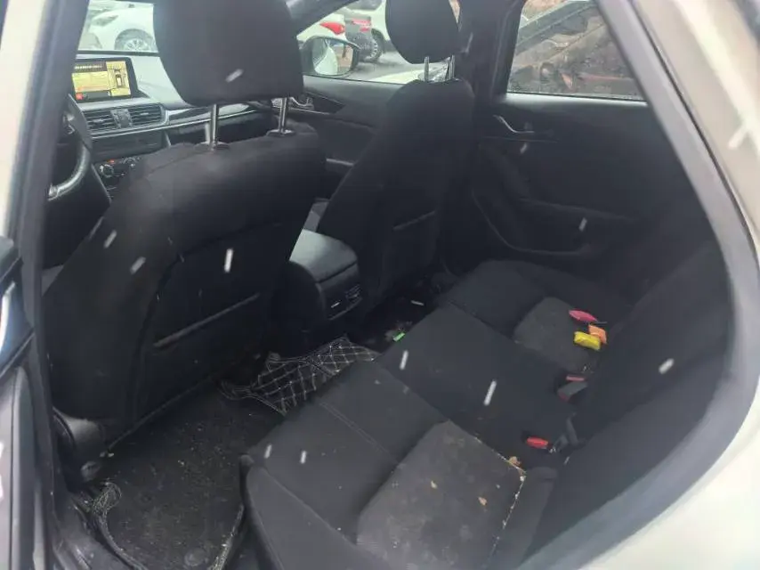 2021 MAZDA CX-4 thumbnail 4