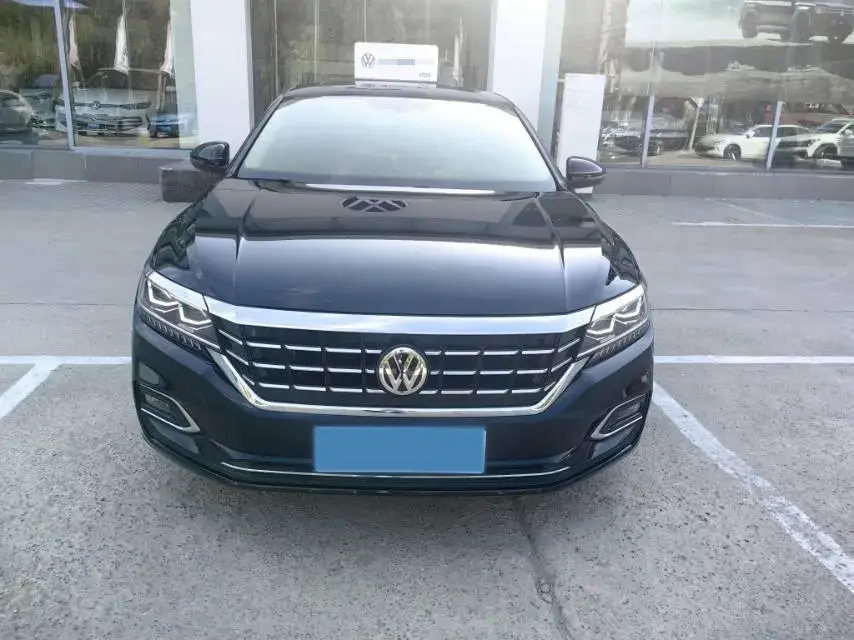 2020 VOLKSWAGEN PASSAT thumbnail 2