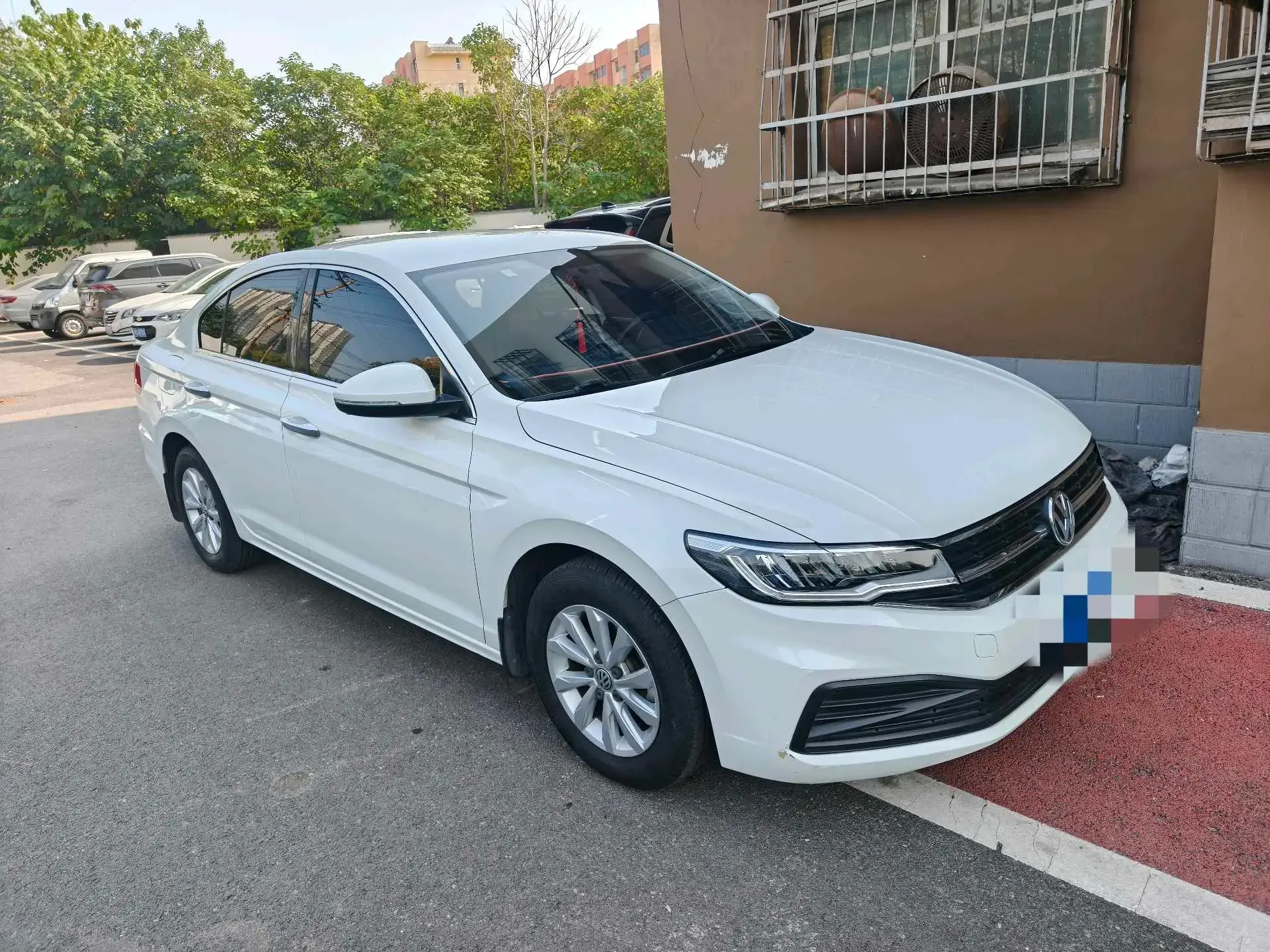 2019 VOLKSWAGEN BORA thumbnail 2