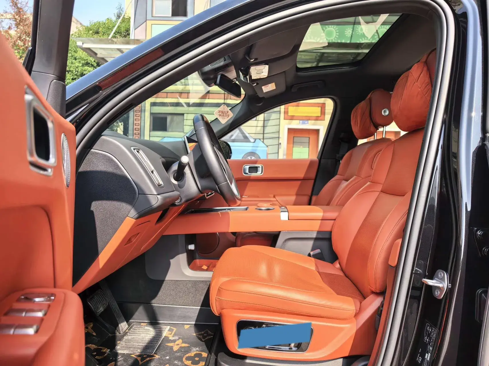 2024 LI L8 thumbnail 4