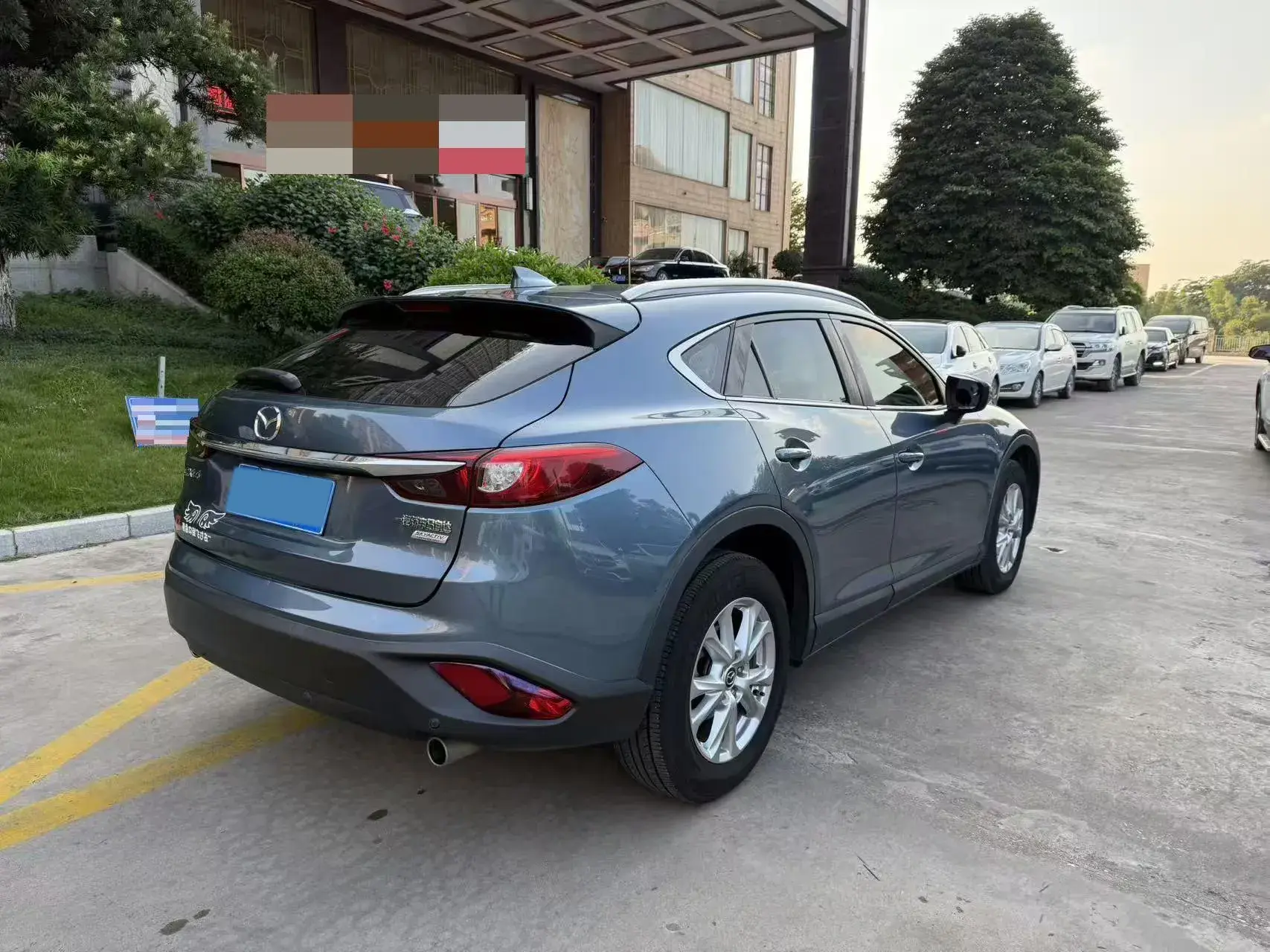 2018 MAZDA CX-4 thumbnail 4