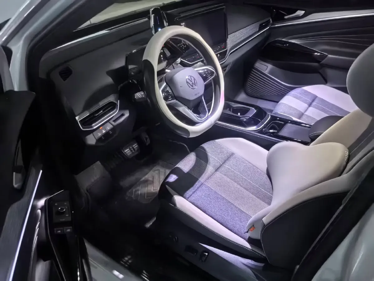 2022 Volkswagen ID.4 Crozz BEV 55.7KWH,autocango,china used car exporter,china ev exporter,chinese used car exporter,chinese used ev exporter