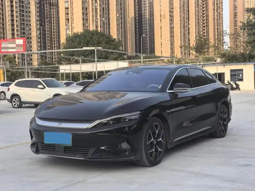 2024 BYD HAN view 1