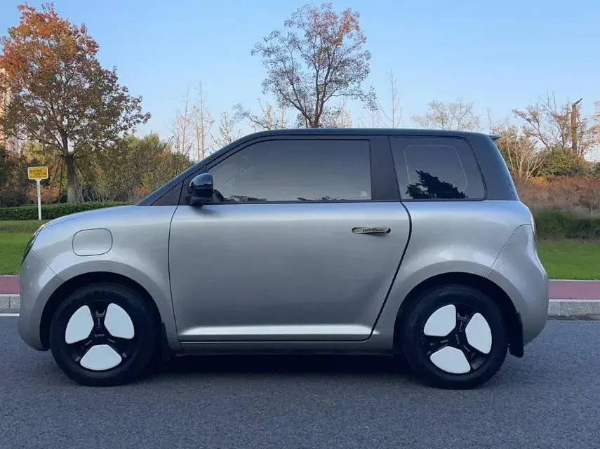 2023 CHANGAN QIYUAN thumbnail 3