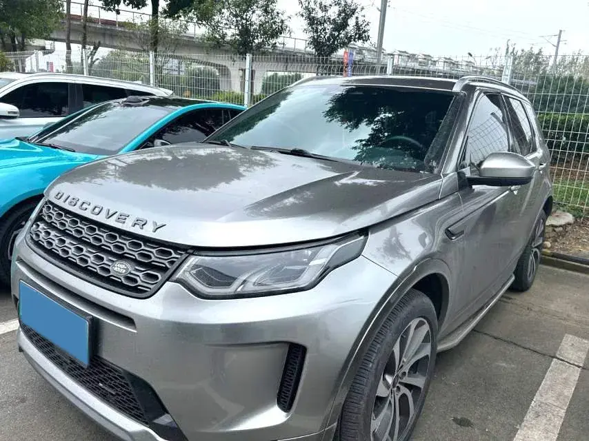 2022 LAND ROVER view 1