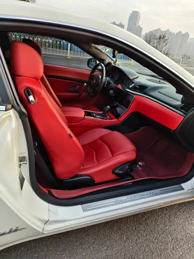 2007 Maserati GranTurismo 4.2L 405HP V8 6AT,autocango,china used car exporter,china ev exporter,chinese used car exporter,chinese used ev exporter