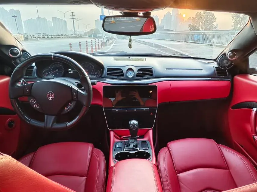 2007 Maserati GranTurismo 4.2L 405HP V8 6AT,autocango,china used car exporter,china ev exporter,chinese used car exporter,chinese used ev exporter