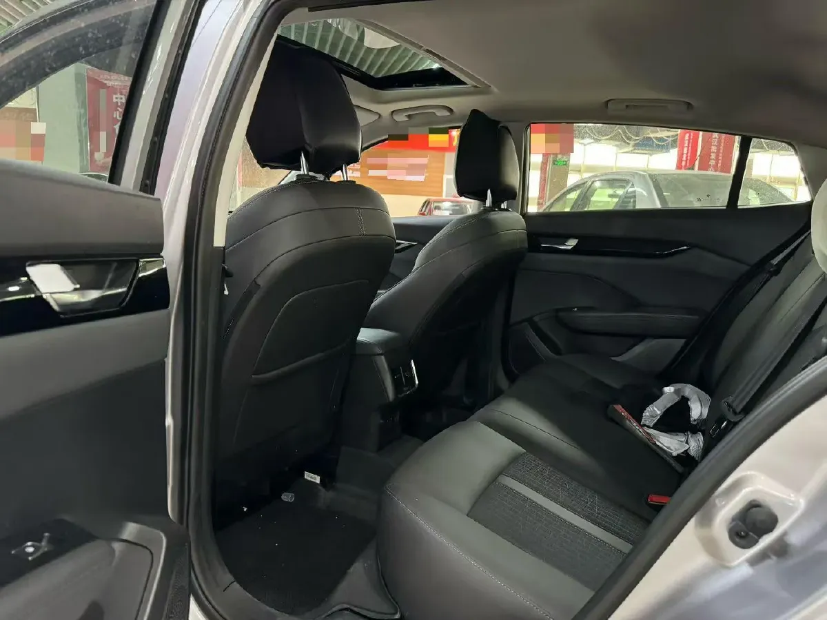 2020 DongFeng Aeolus YiXuan 1.5T 150HP L4 6DCT,autocango,china used car exporter,china ev exporter,chinese used car exporter,chinese used ev exporter