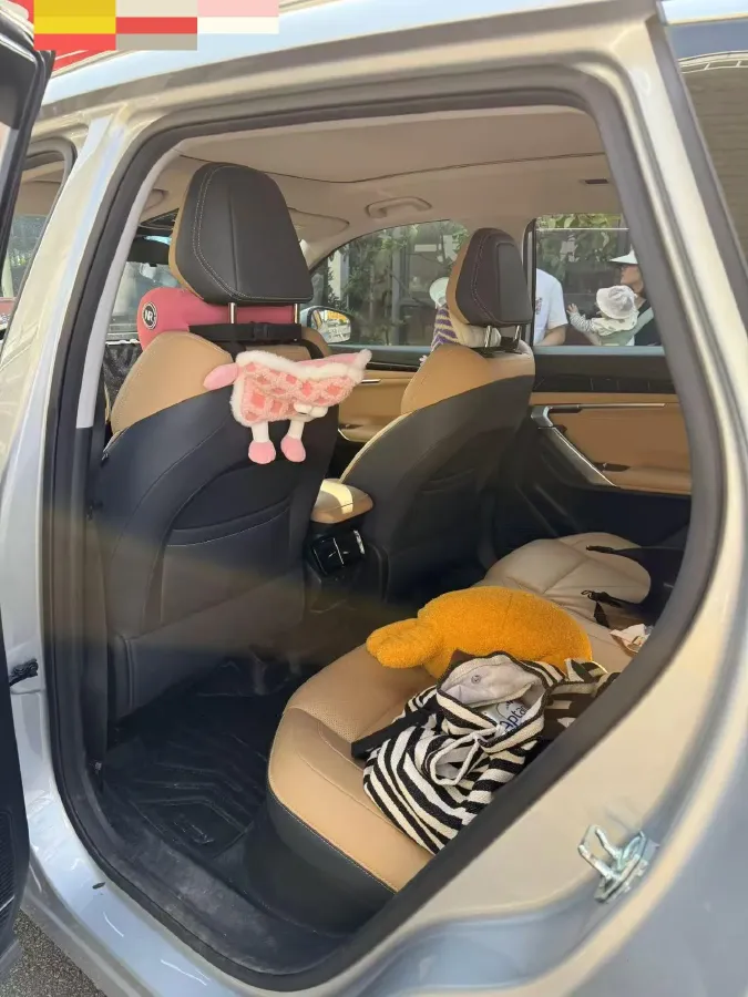 2023 Geely StarRay 1.5T 181HP L4 7DCT,autocango,china used car exporter,china ev exporter,chinese used car exporter,chinese used ev exporter