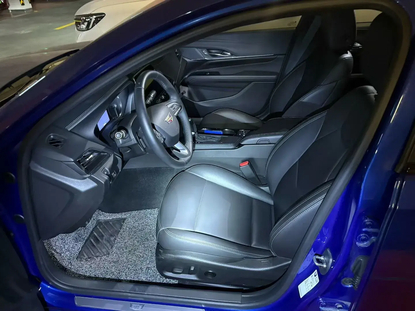 2020 CADILLAC CT4 thumbnail 4