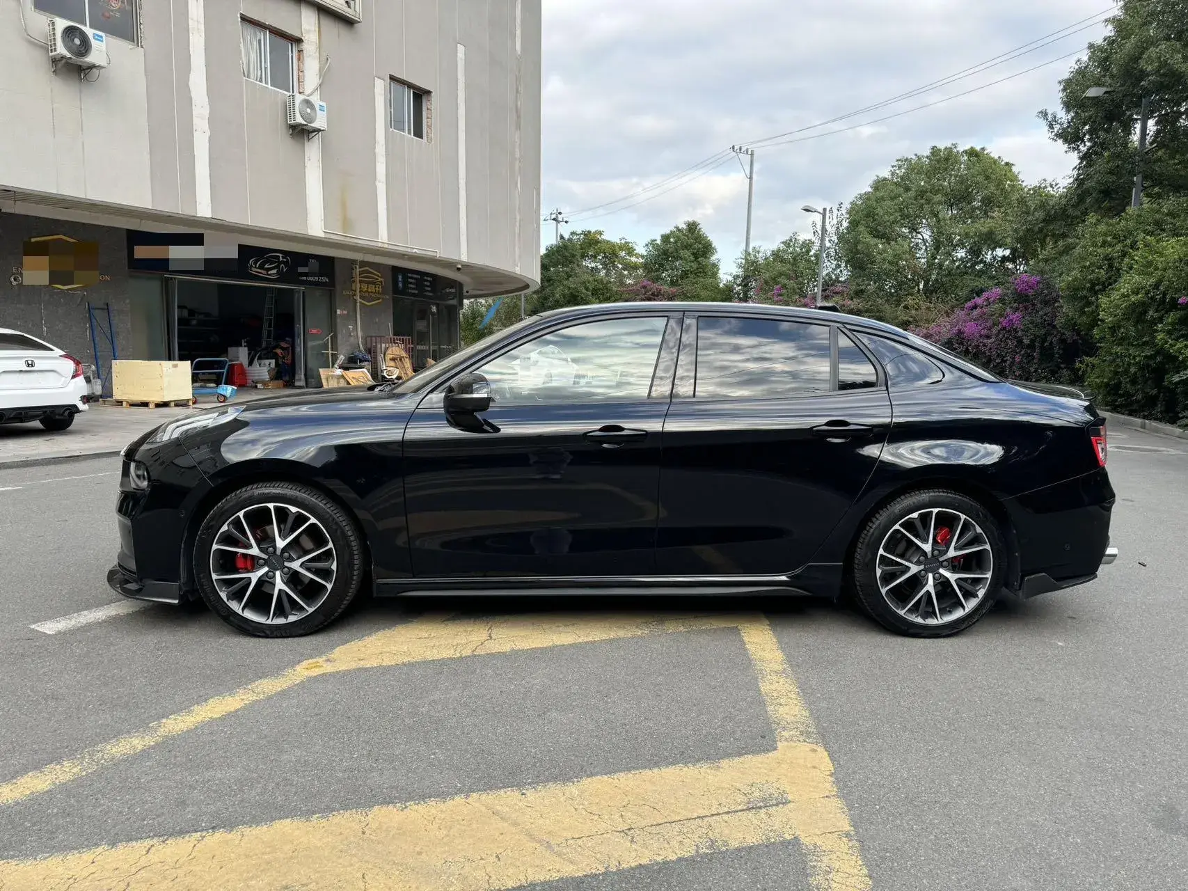 2021 LYNK&CO 03 thumbnail 4