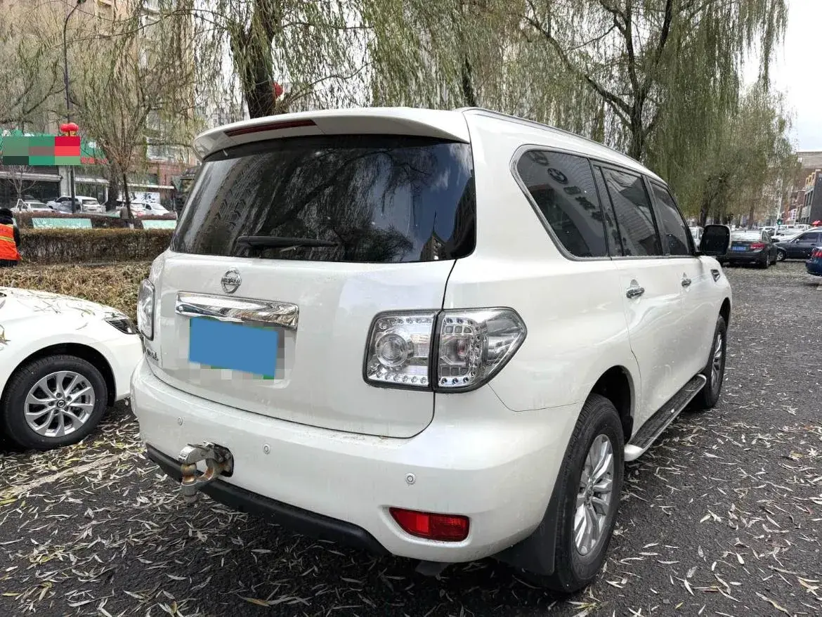 2018 NISSAN PATROL thumbnail 4