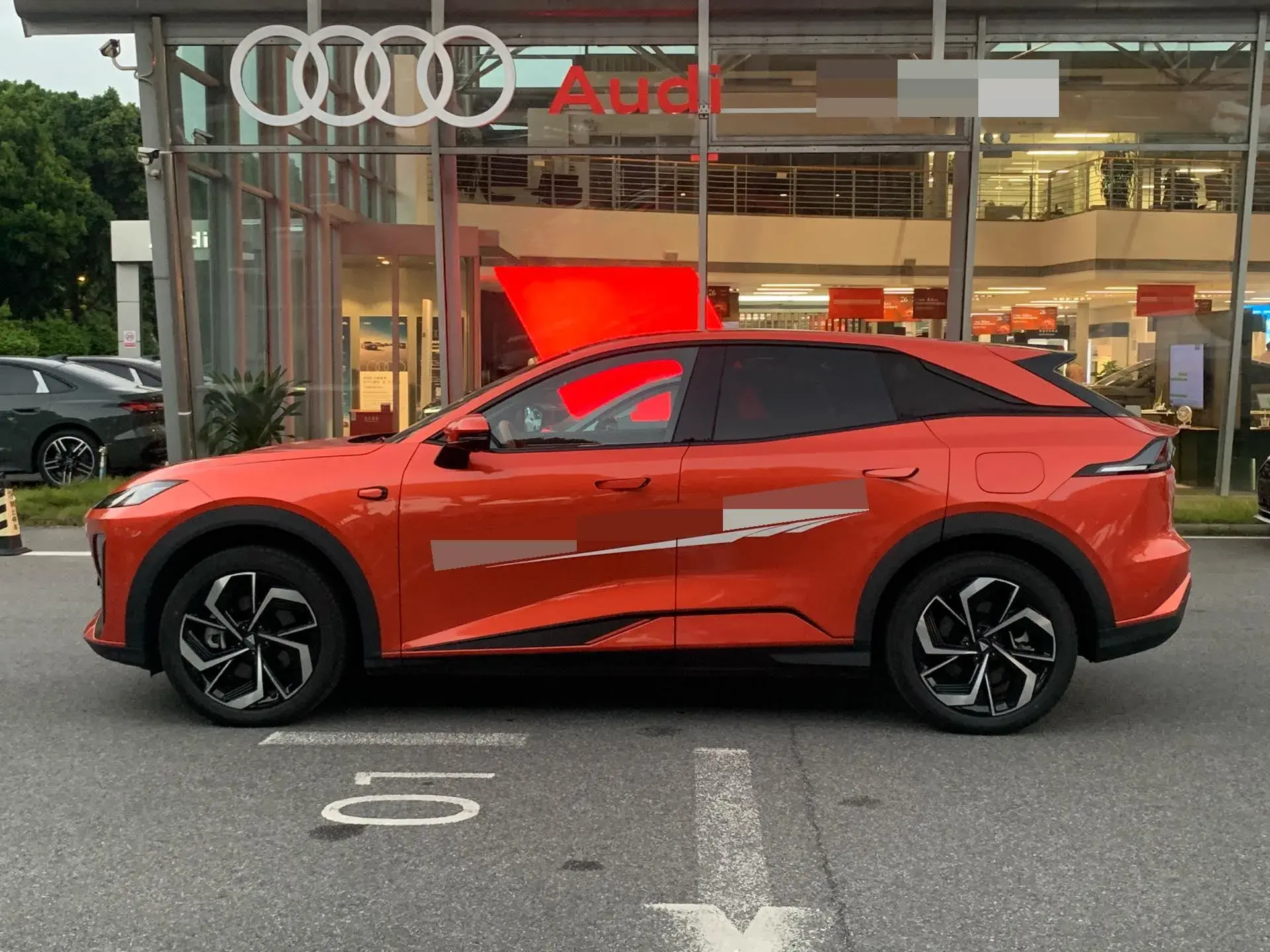 2024 DEEPAL S07 thumbnail 3