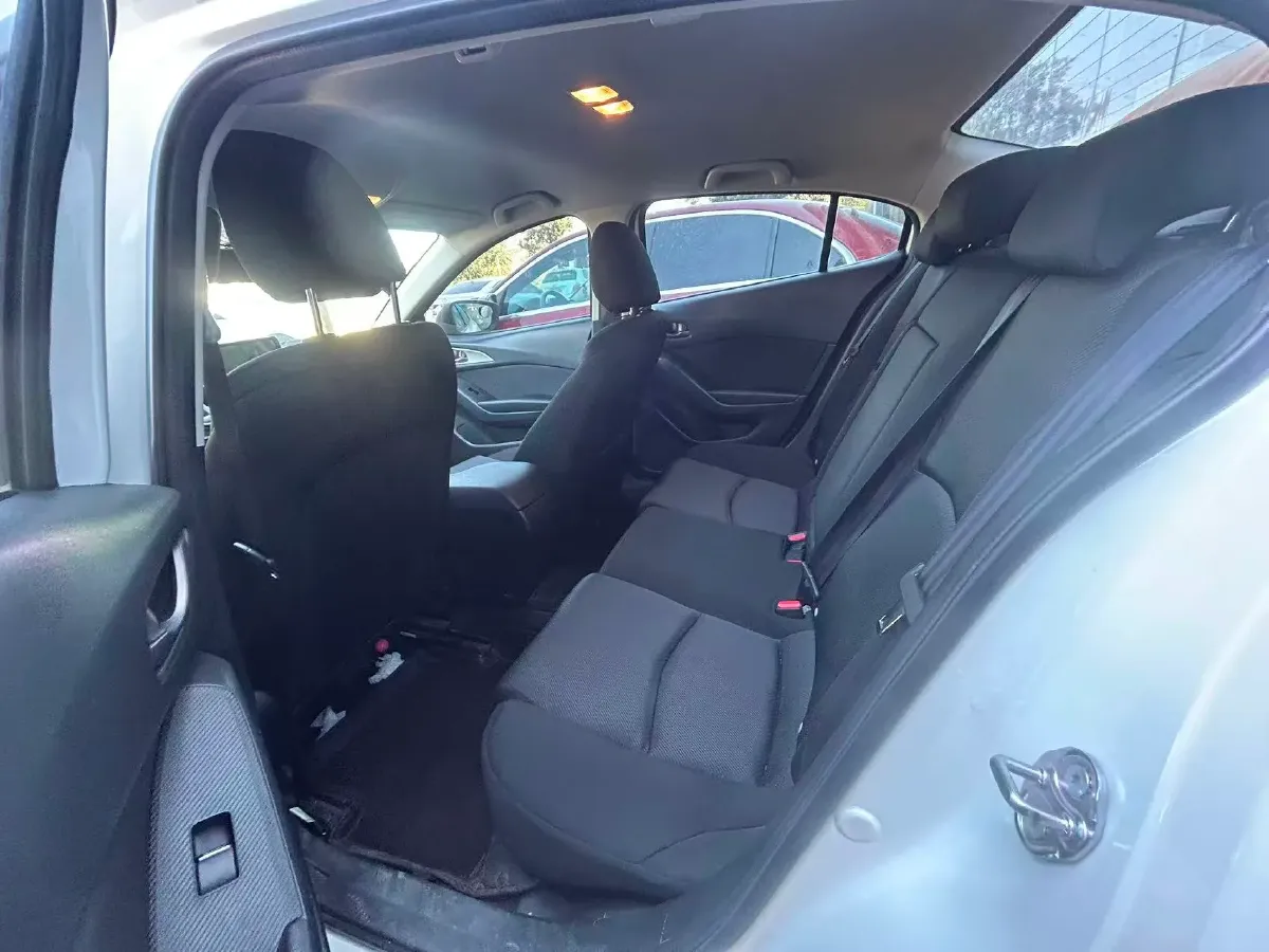 2017 Mazda 3 Axela 1.5L 117HP L4 6AT,autocango,china used car exporter,china ev exporter,chinese used car exporter,chinese used ev exporter