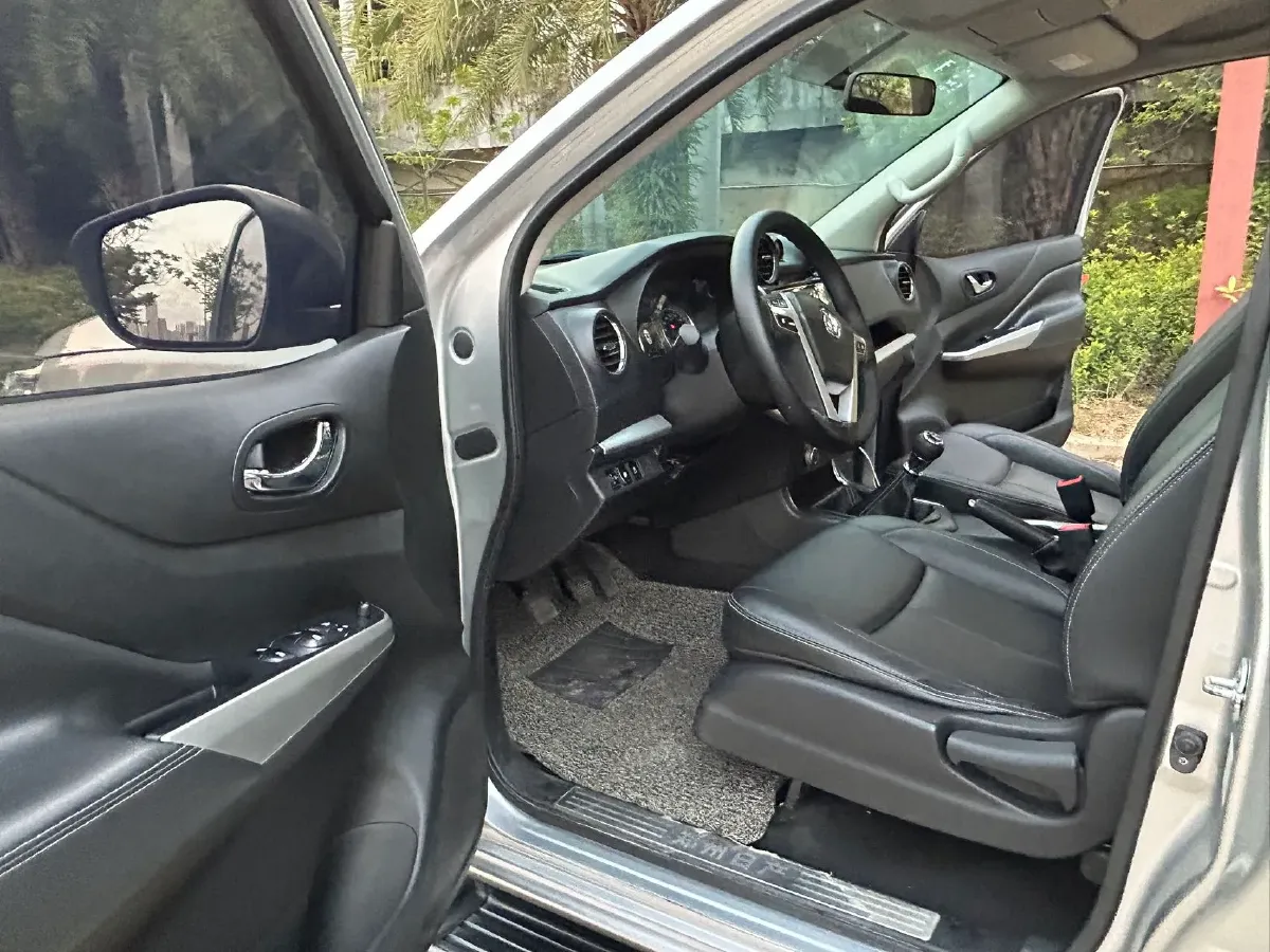 2019 Dongfeng RuiQi 6 2.5T 140HP L4 5MT,autocango,china used car exporter,china ev exporter,chinese used car exporter,chinese used ev exporter